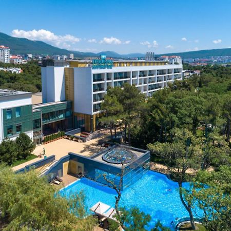 Primorie Grand Resort Hotel 5* Gelendzhik Exterior photo